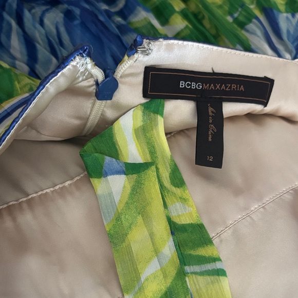 BCBGMaxAzria Green and Blue Backless Halter Maxi Dress - Picture 3 of 4